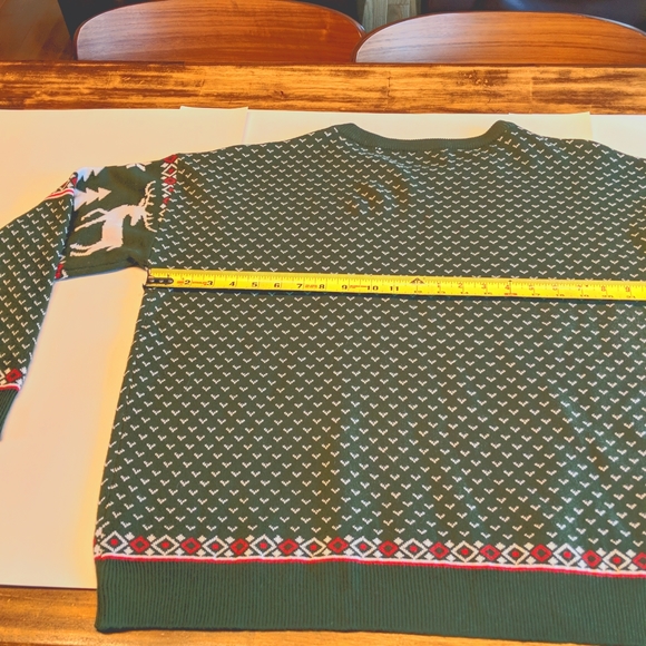 Stein Men's Ugly Christmas Sweater. Green with deer and tree design size L - Picture 4 of 6